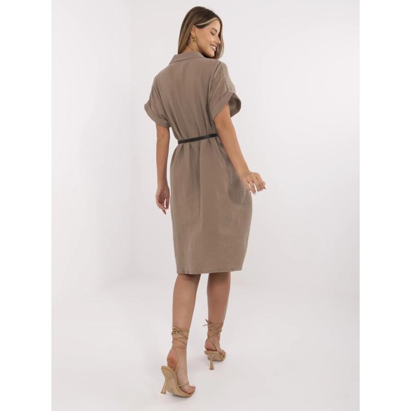 Barna muszlin ingruvó övvel