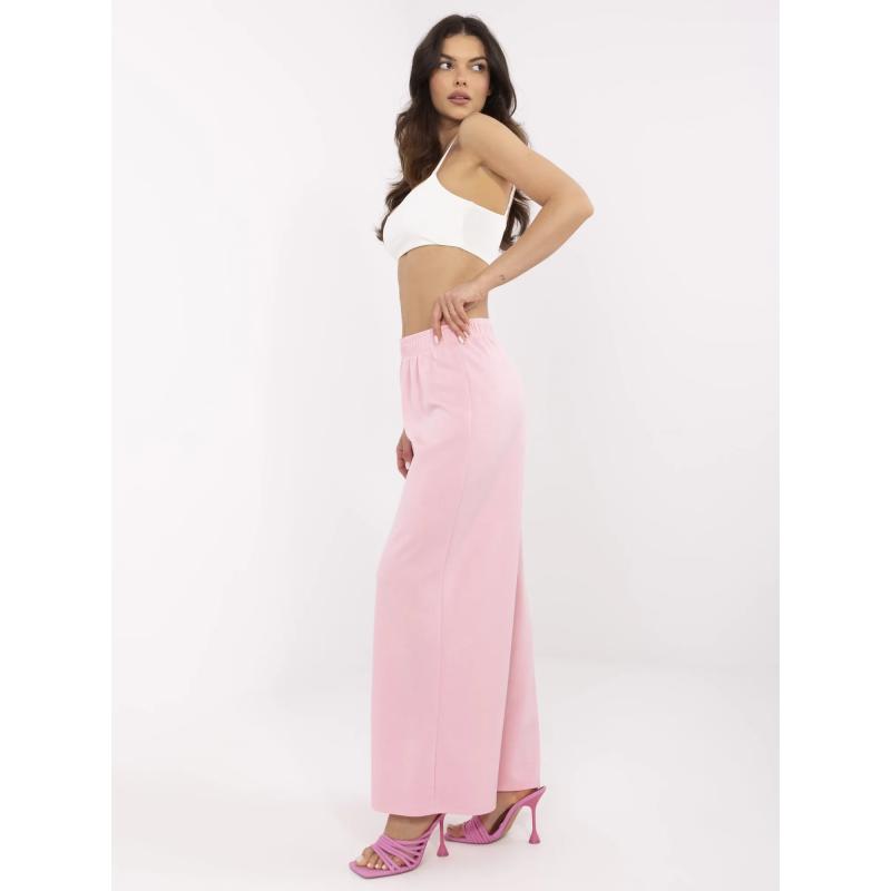 Rózsaszín nadrág kényelmes anyagból