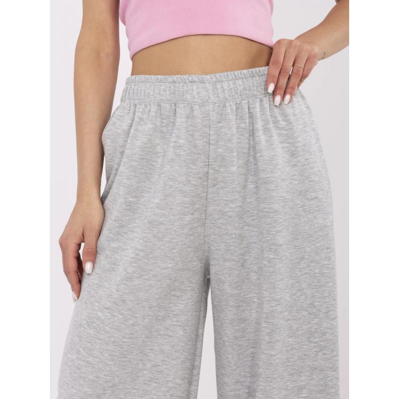 Szürke melírozott alap nadrág zsebek nélkül