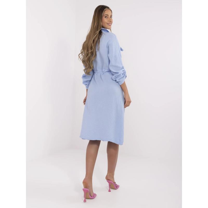 Világoskék muszlin ruha zsebekkel