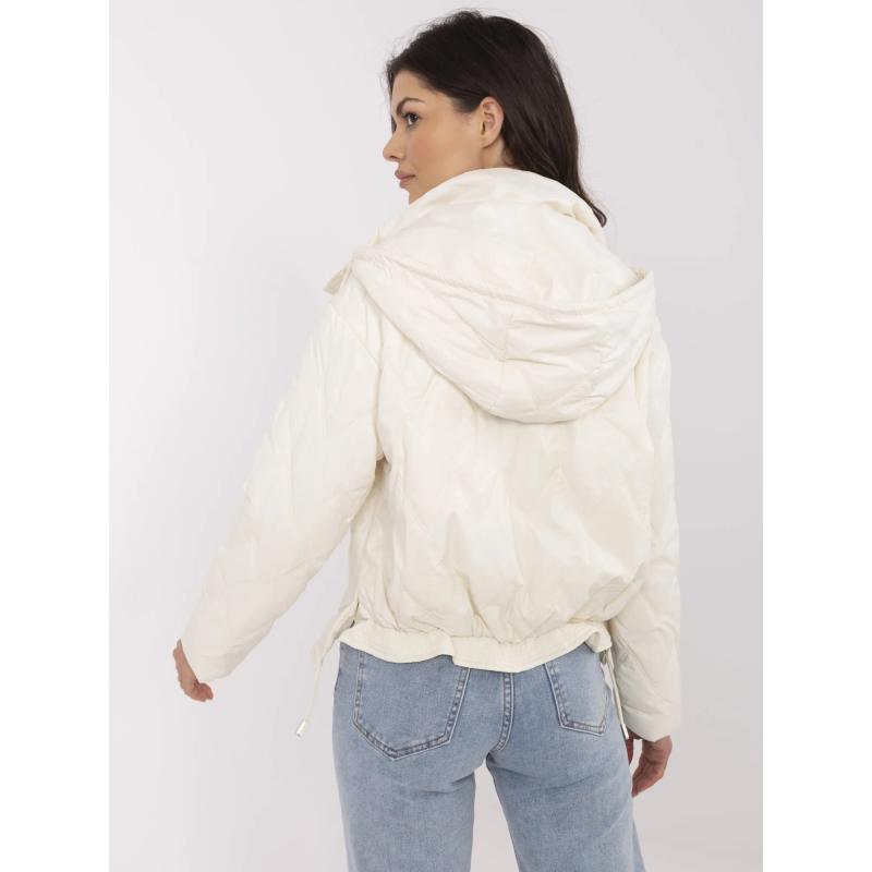 Krémová přechodová bunda s prošíváním