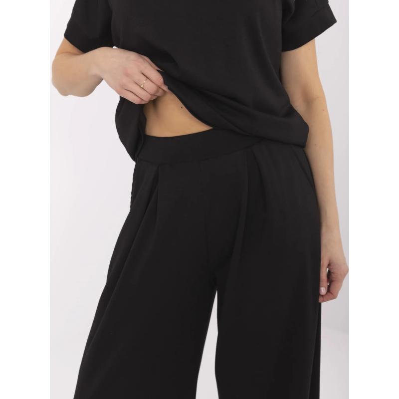 Fekete alap nadrág széles szárral