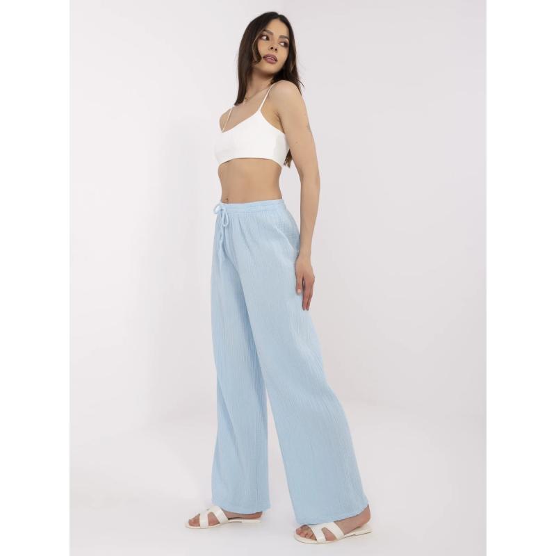 Světle modré mušelínové kalhoty s vázáním OCH BELLA