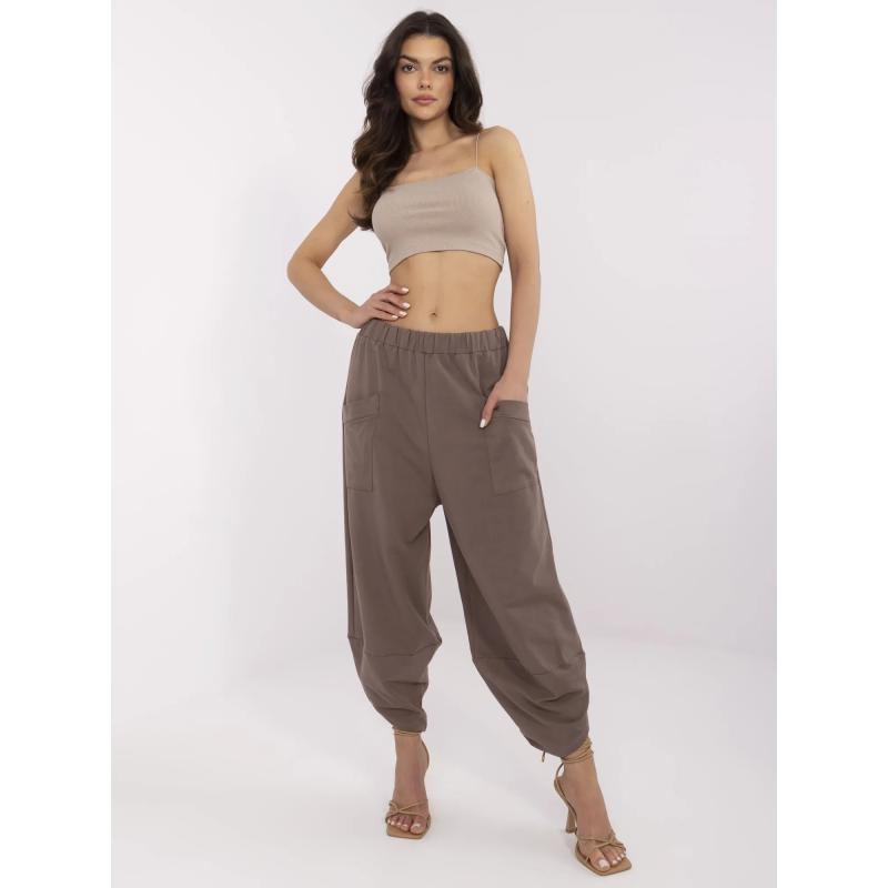 Barna alapvető 7/8 melegítő nadrág