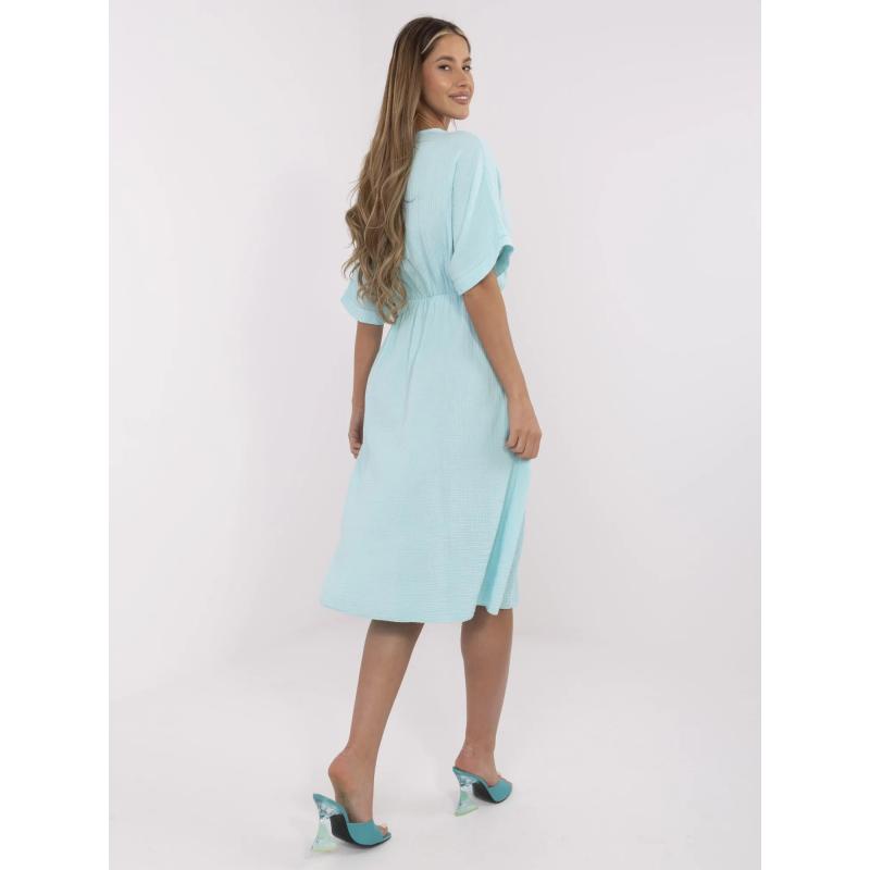 Mátová mušelínová sukně s přeloženým výstřihem