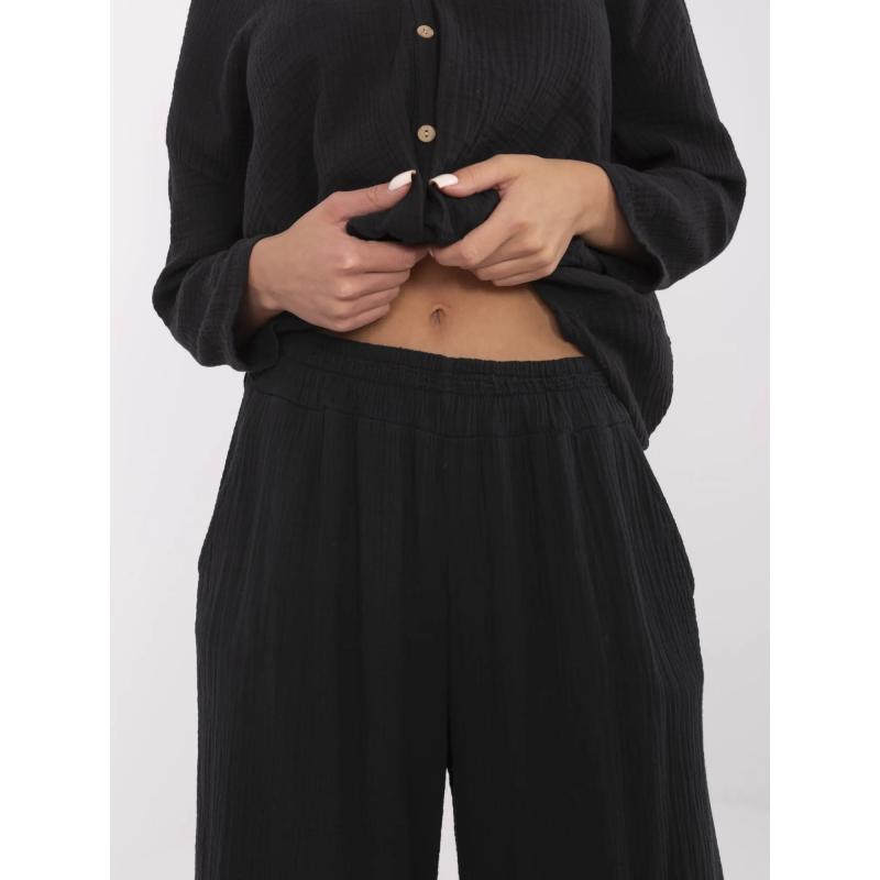 Černé široké dámské kalhoty z mušelínu