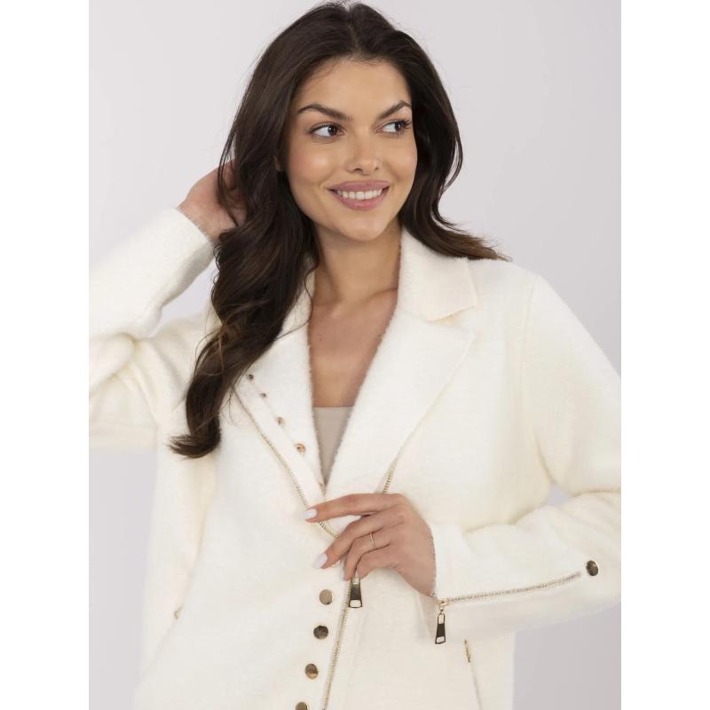 Ekru alpaka kabát vállpánttal