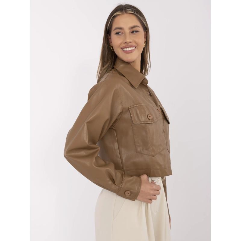 Krátka bunda z umelej kože v kamelovej farbe