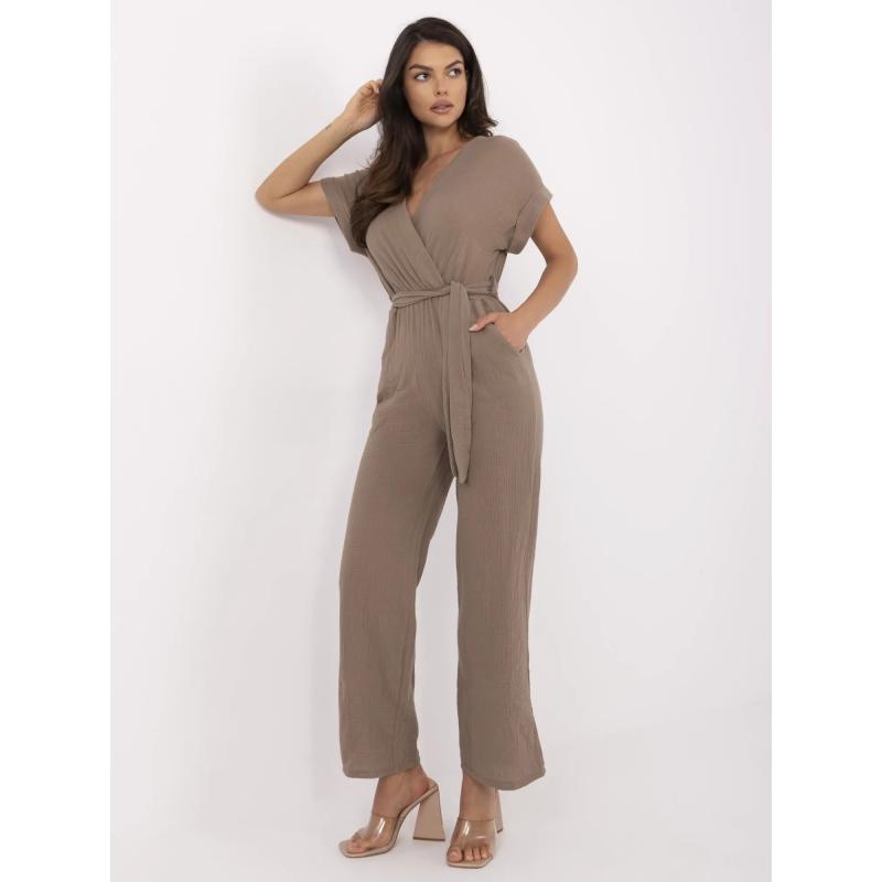 Barna muszlin overall övvel