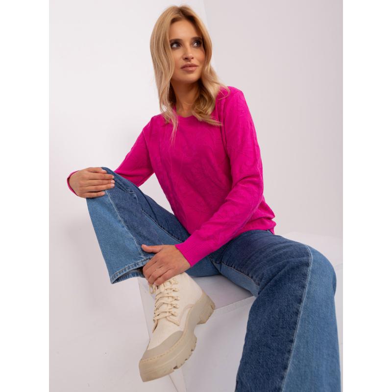 Svetlo béžový dámsky sveter s nášivkou medvedíka