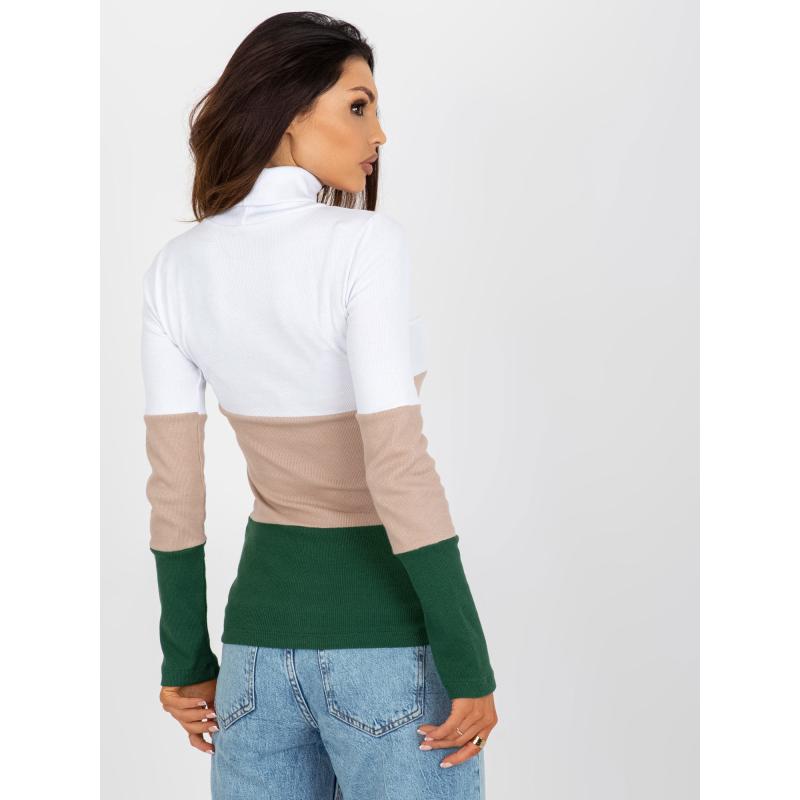 Világos lila kötött pulóver copfokkal