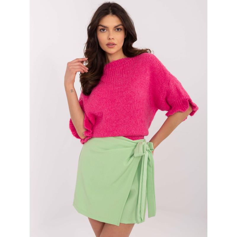 Ecru klasický svetr s pružnými lemy