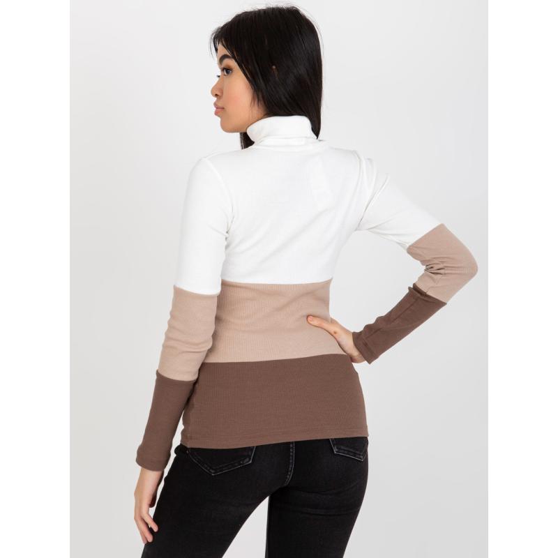 Ecru klasszikus pulóver viszkózzal