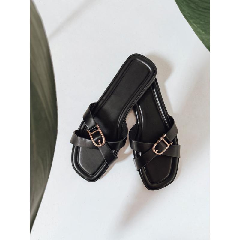 Dámske šľapky čierne