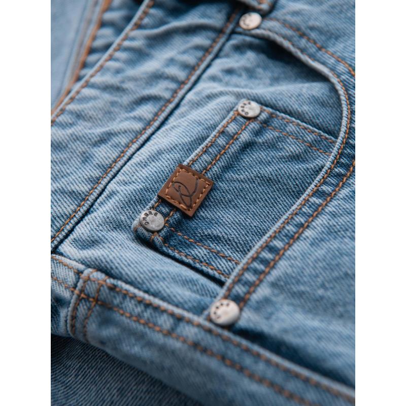 Pánske krátke džínsové šortky s roztrhnutou nohavicou a dierami - svetlomodré V2 OM-SRDS-0157