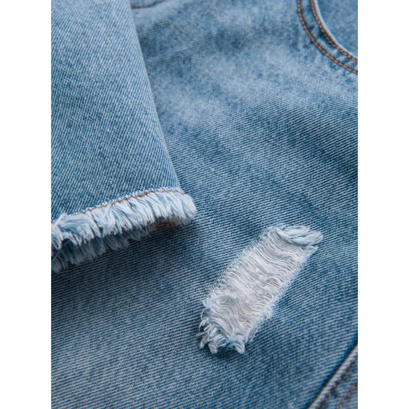 Pánske krátke džínsové šortky s roztrhnutou nohavicou a dierami - svetlomodré V2 OM-SRDS-0157