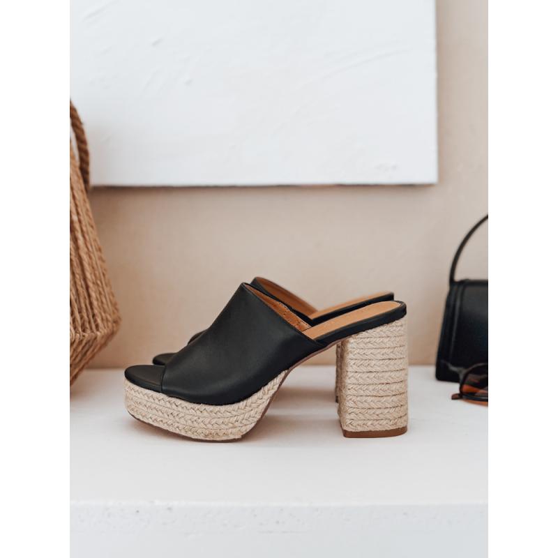 Női papucs HOTTRENDY fekete