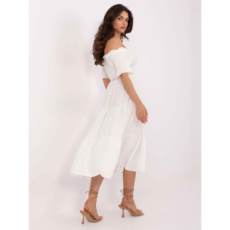 Fehér karimás spanyol ruha