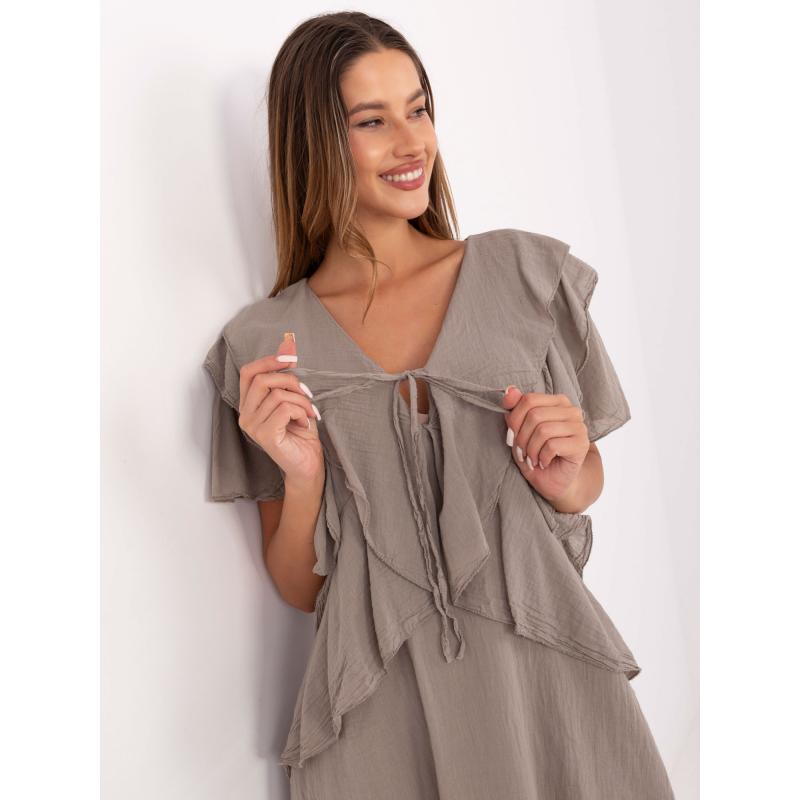 Tmavě béžové vrstvené šaty na léto