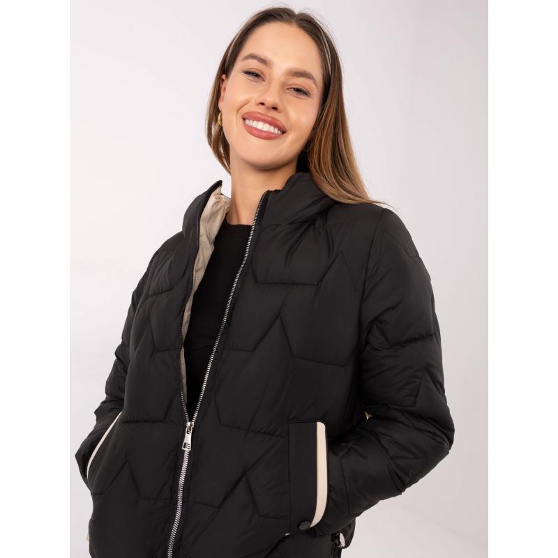 Fekete átmeneti kabát kapucnival