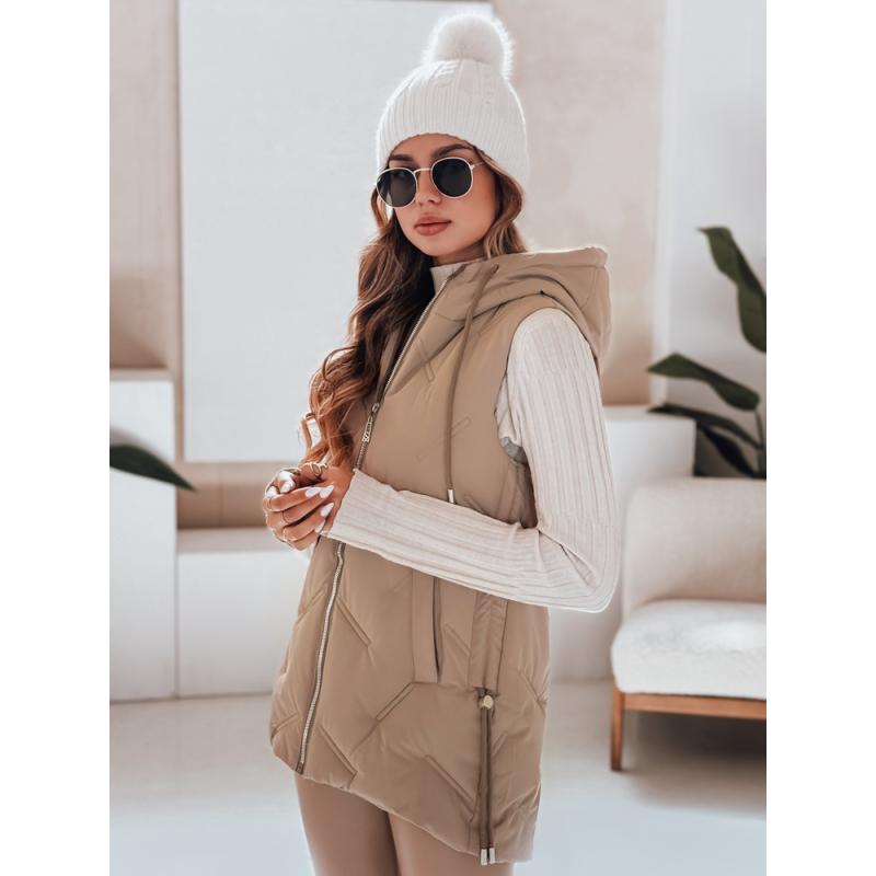 Női steppelt kabát kapucnival, kamel színű