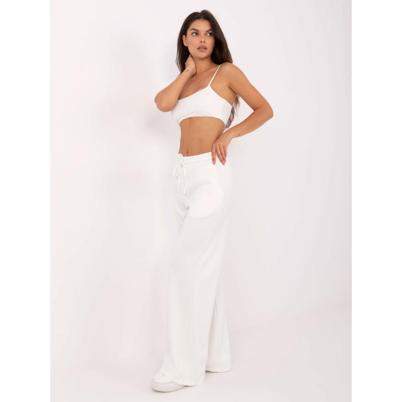 Ecru melegítő nadrág viszkózával