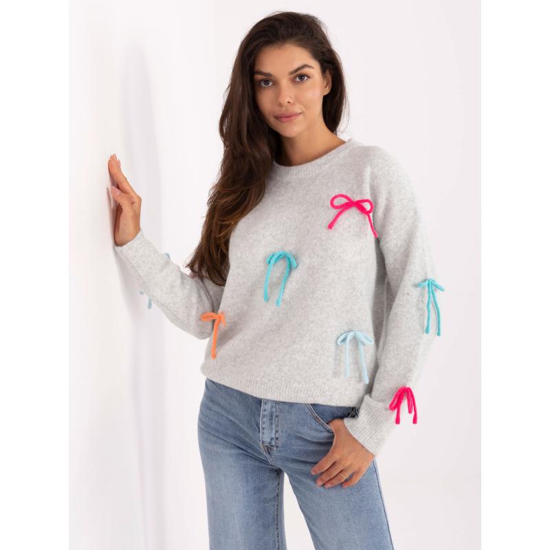 Lila pulóver garbóval és viszkóz keverékkel