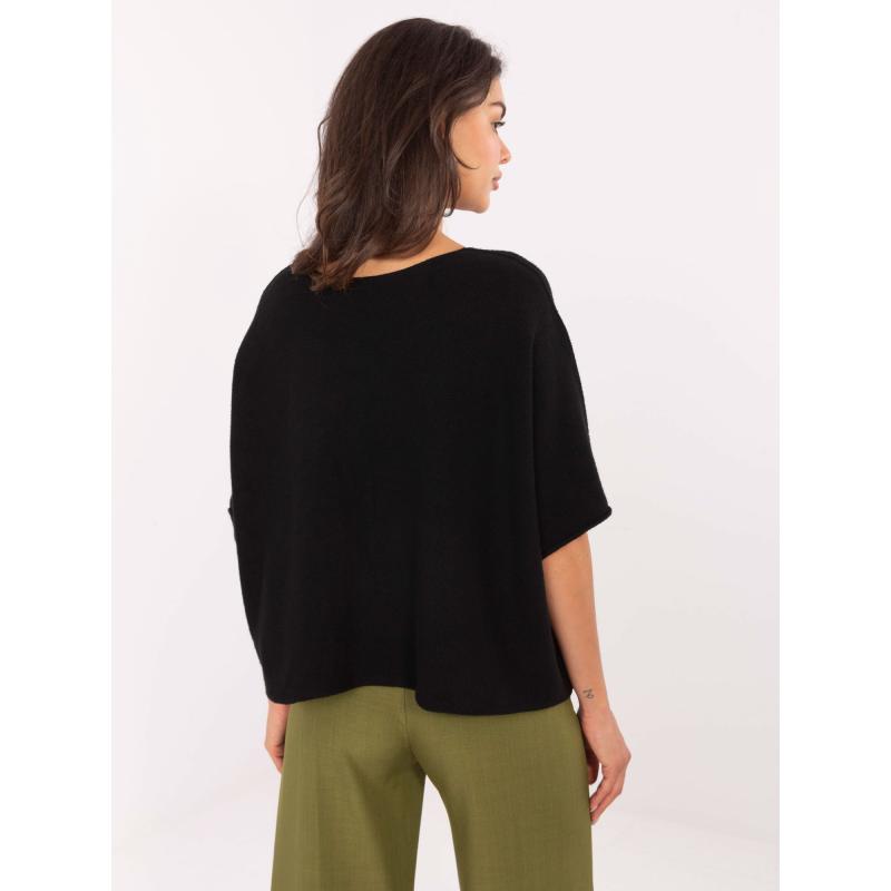 Černý klasický svetr s pružnými lemy