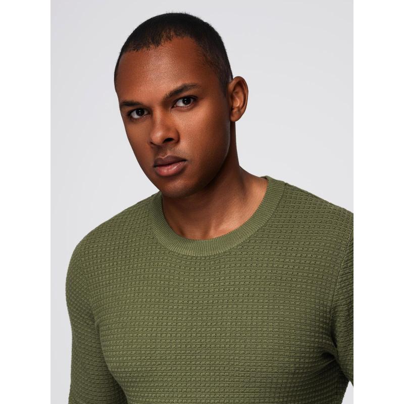 Férfi laza pulóver vízszintes csíkokkal – sötétkék V1 OM-SWSW-0143