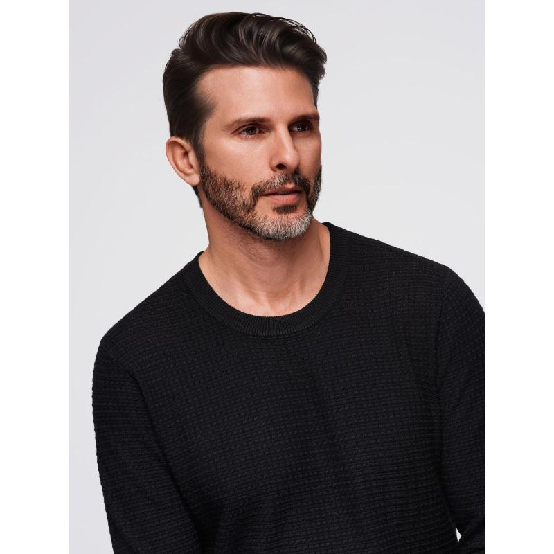 Férfi kényelmes pulóver vízszintes csíkokkal – sötétkék V1 OM-SWSW-0143