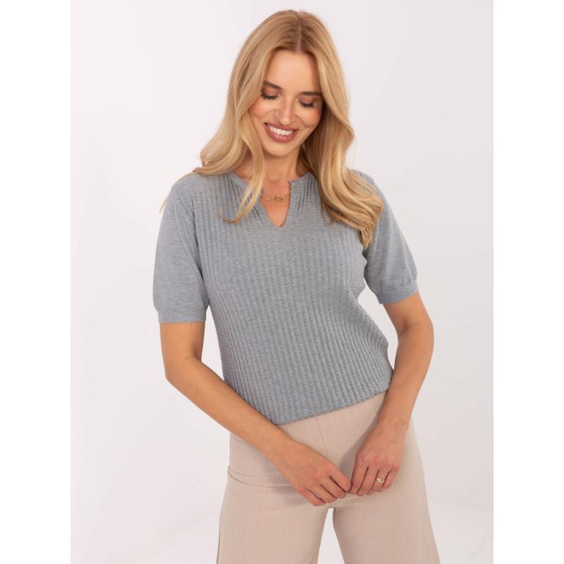 Červený dámsky sveter s výstrihom do V