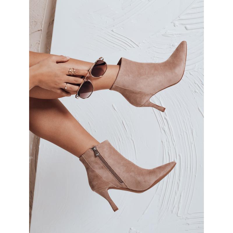 Kotníkové boty na podpatku semišové béžové