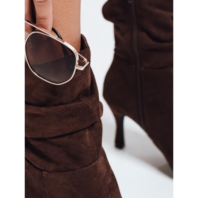 Kotníkové boty na podpatku s nařaseným svrškem, hnědé