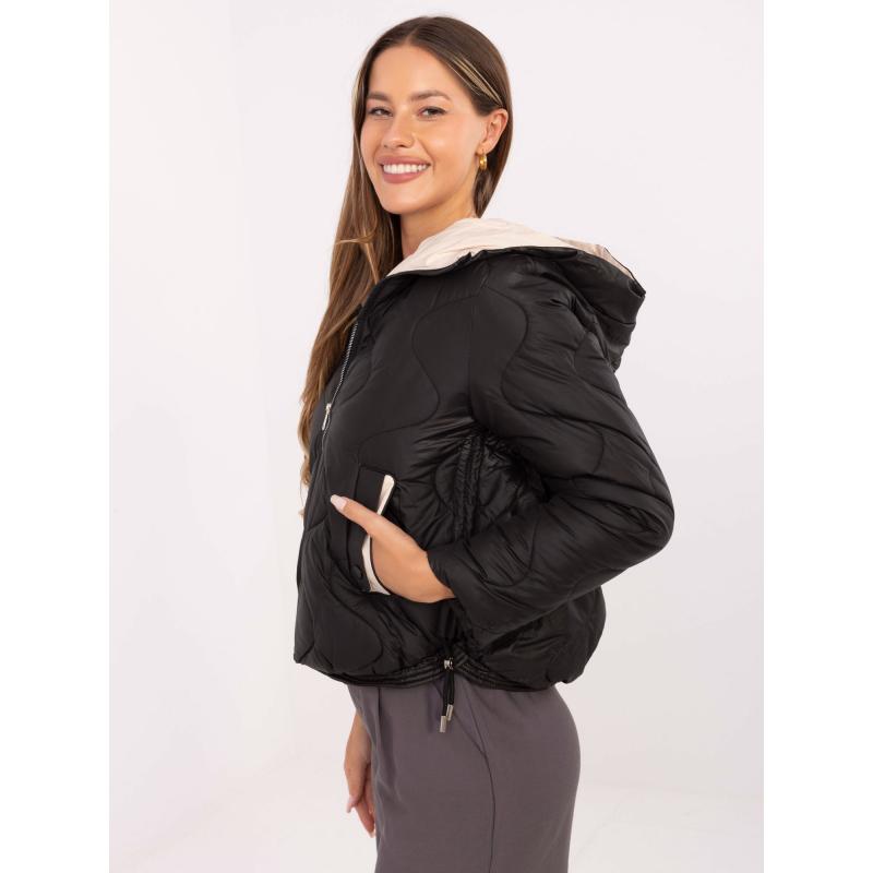 Fekete átmeneti kabát zsebekkel