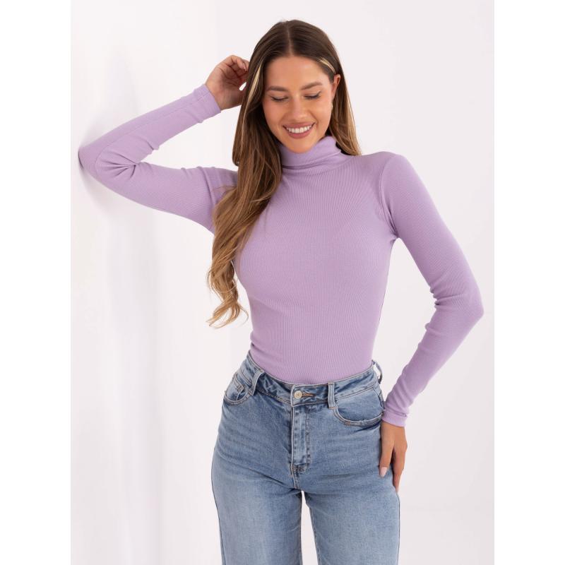 Lila testhezálló alapblúz rolós nyakkal Elisee RUE PARIS