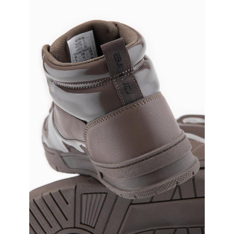 Férfi magas cipő fényes elemekkel – sötétbarna V3 OM-FOSH-0178