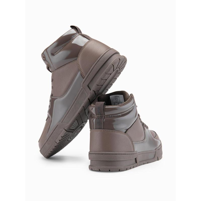 Férfi magas cipő fényes elemekkel – sötétbarna V3 OM-FOSH-0178