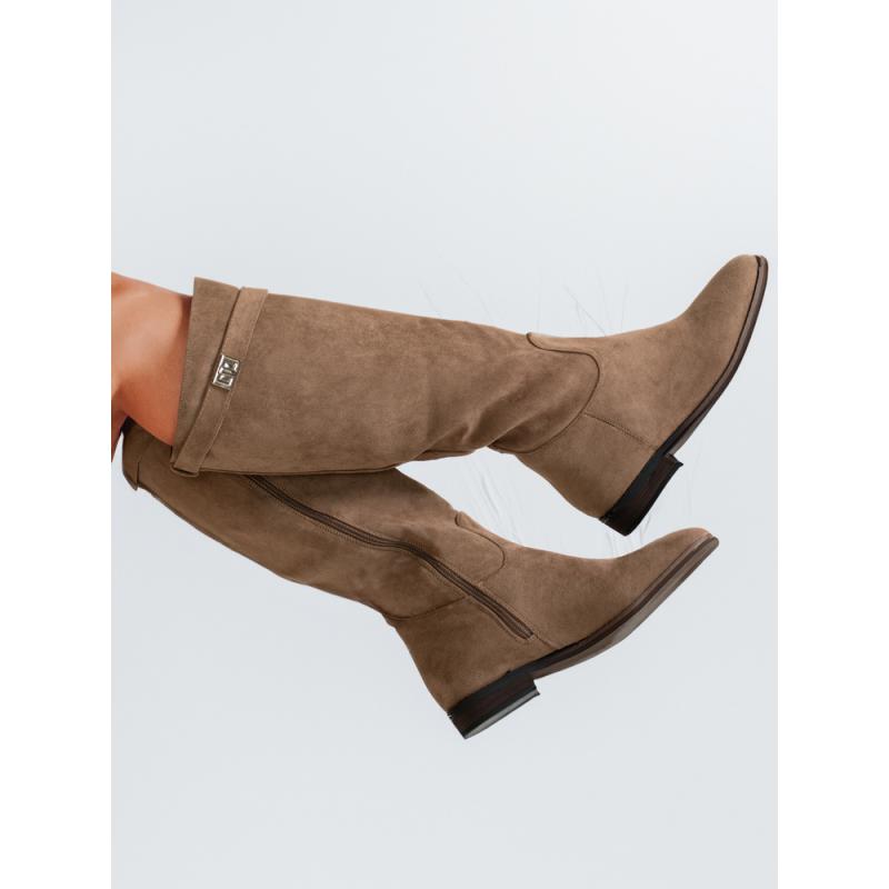 Dámské kozačky ze semiše na nízkém podpatku, béžové