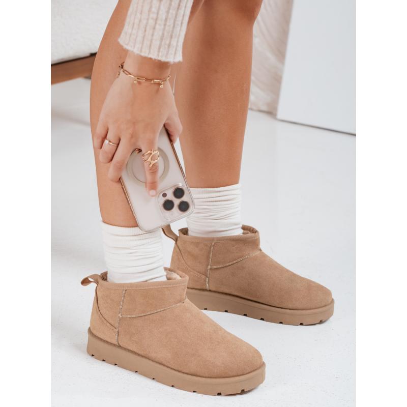 Női bézs színű, platformos téli csizma