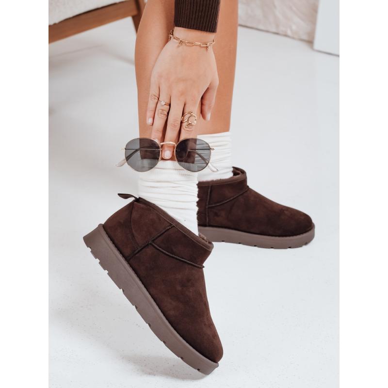 Női barna színű, platformos téli csizma