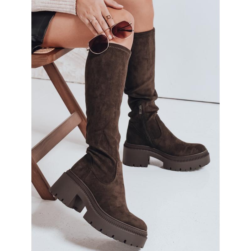 Női szarvasbőr bokacsizma vastag talppal, barna