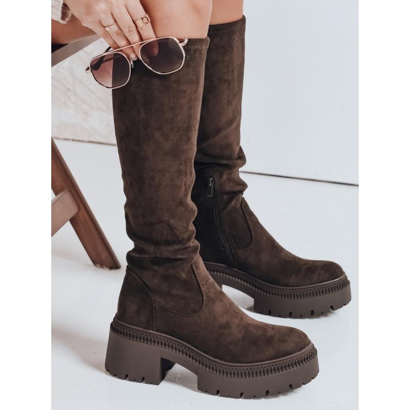 Női szarvasbőr bokacsizma vastag talppal, barna