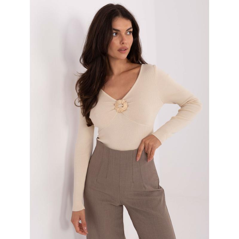 Világos bézs színű, elegáns csíkos pulóver