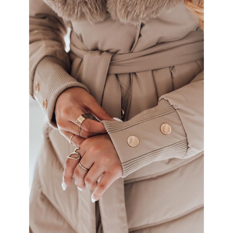 Női steppelt téli kabát szőrme szegéllyel kamel