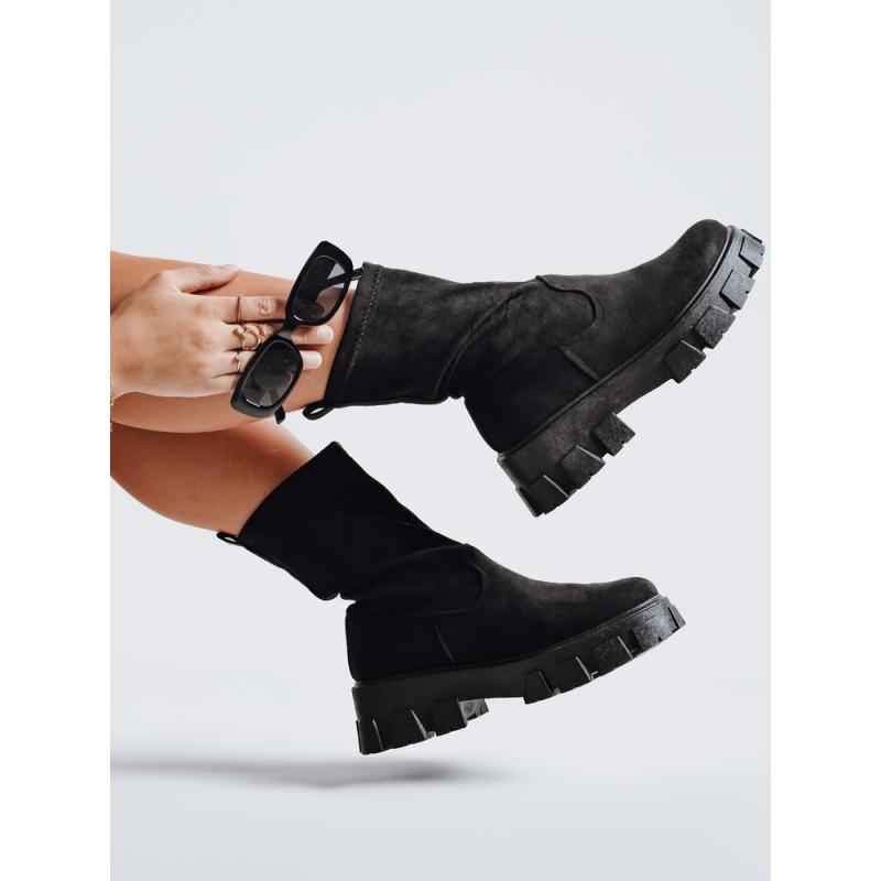 Dámské kotníkové boty na platformě černé