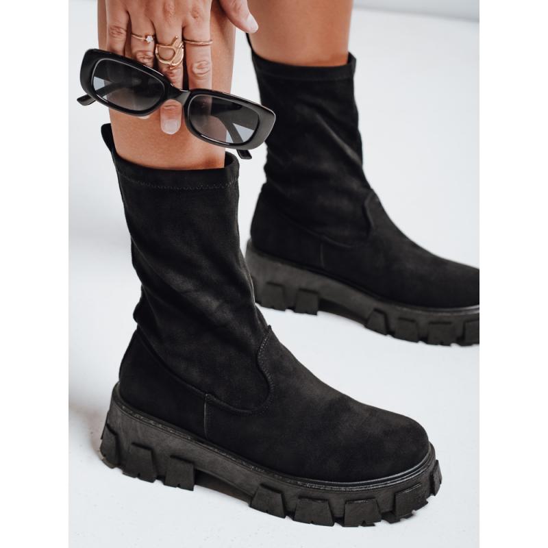 Dámské kotníkové boty na platformě černé