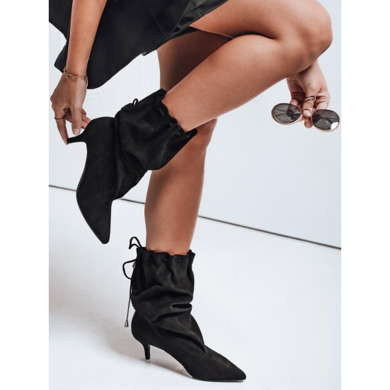 Dámske semišové topánky so zvlneným zvrškom, čierne