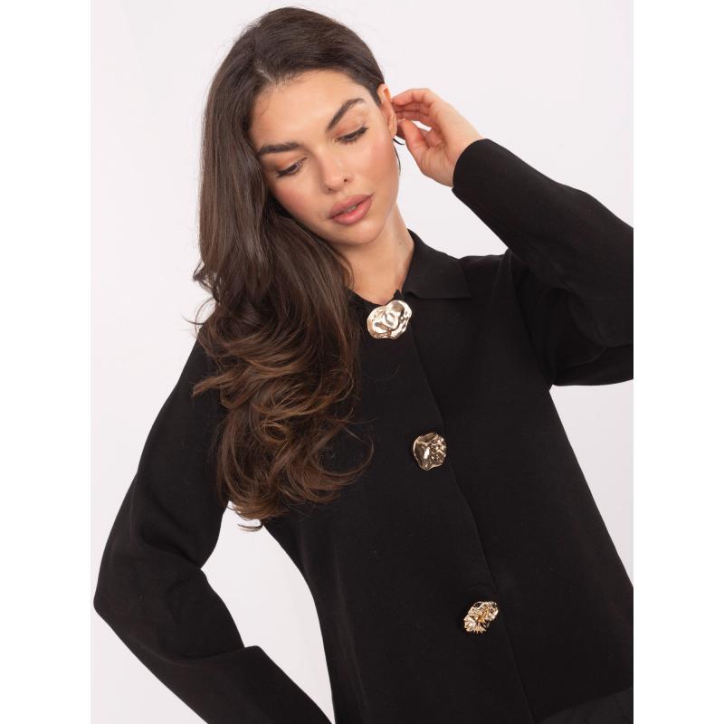 Fekete, elegáns pulóver gallérral