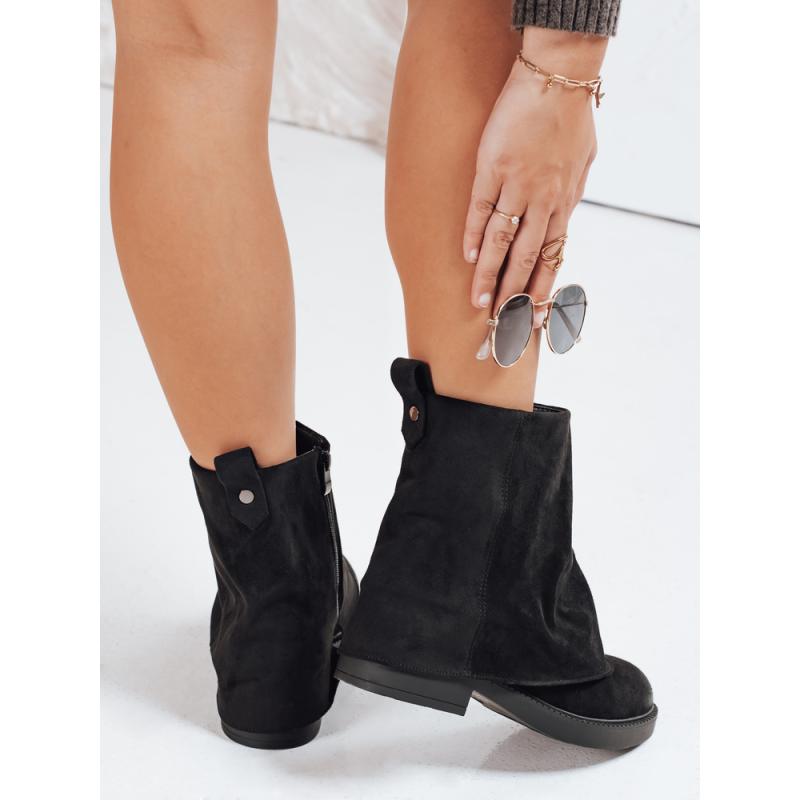 Női szarvasbőr bokacsizma felhajtott felsőrésszel, fekete