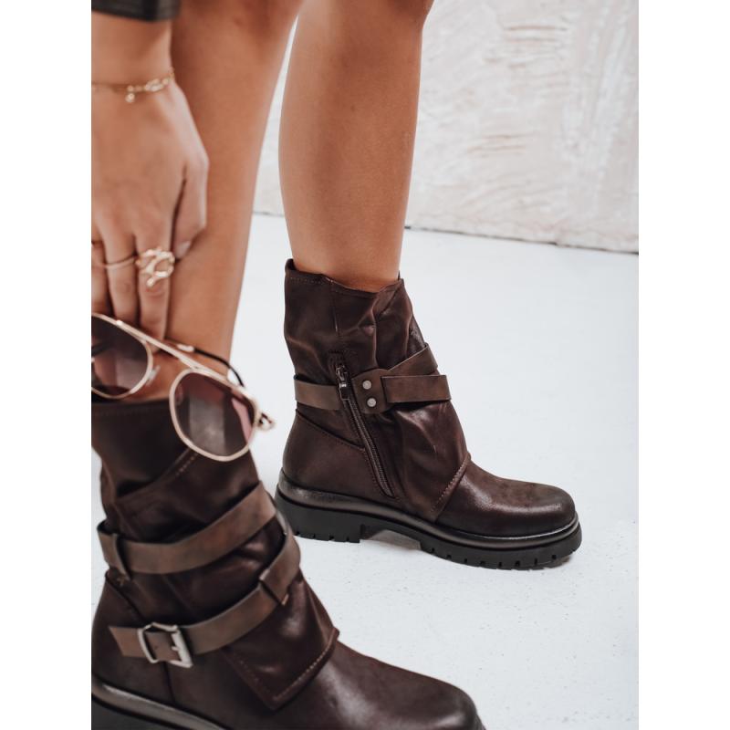 Női bokacsizma, barna